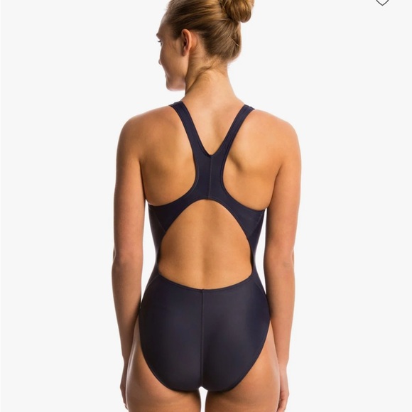 TYR Women's TYReco
Solid Maxfit One Piece
Swimsuit - Picture 2 of 3